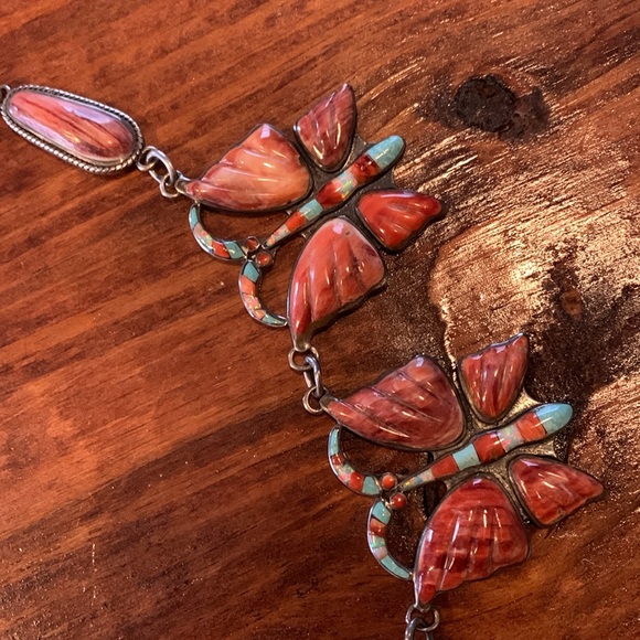 Kirk Smith Native American Sterling Spiny Oyster & Turquoise Butterfly Necklace - Picture 6 of 16